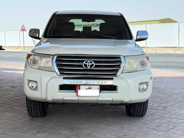 Photo of 2014 Toyota Land Cruiser GXR