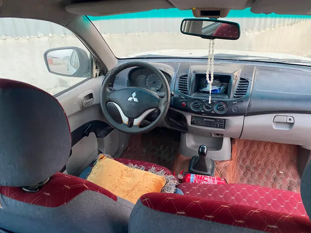 Photo of 2009 Mitsubishi L200