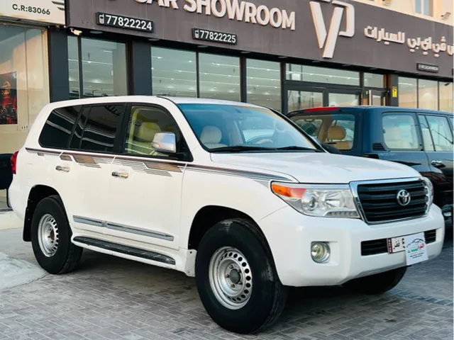 Photo of 2013 Toyota Land Cruiser GXR