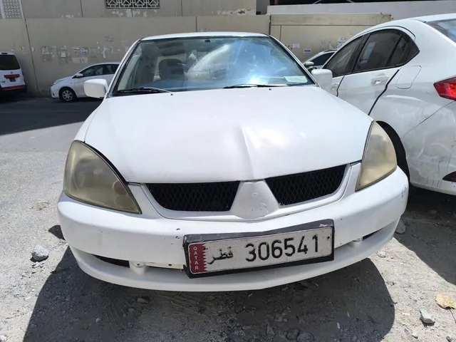 صورة 2008 ميتسوبيشي لانسر EX