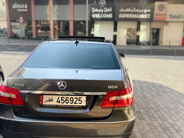 صورة 2012 مرسيدس-بنز E 300