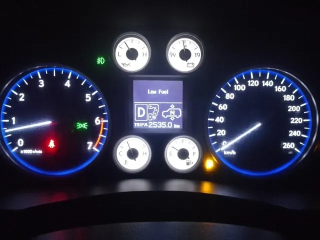صورة 2009 لكزس LX 570 S