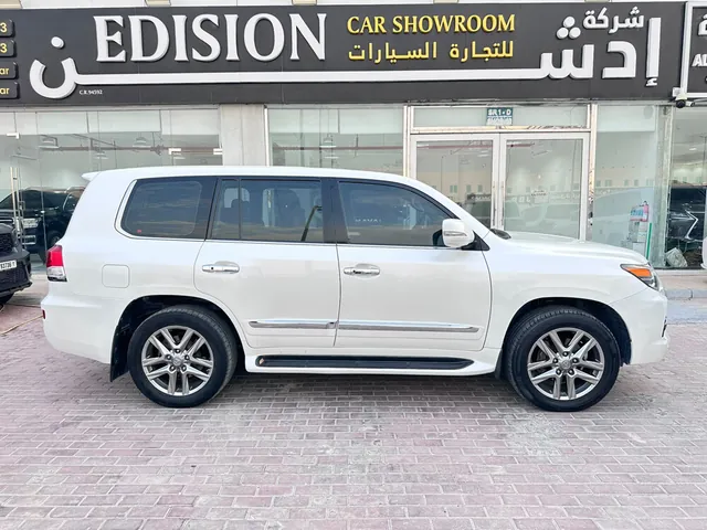 Photo of 2014 Lexus LX 570 S