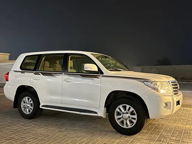 Photo of 2014 Toyota Land Cruiser GX