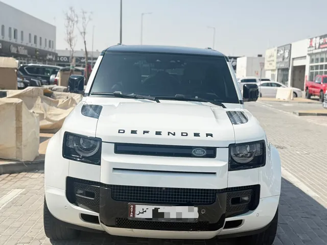 Photo of 2021 Land Rover Defender 110 HSE