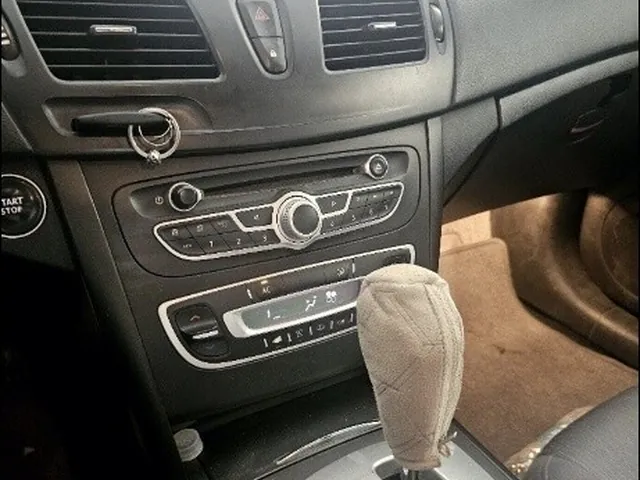 Photo of 2012 Renault Safrane