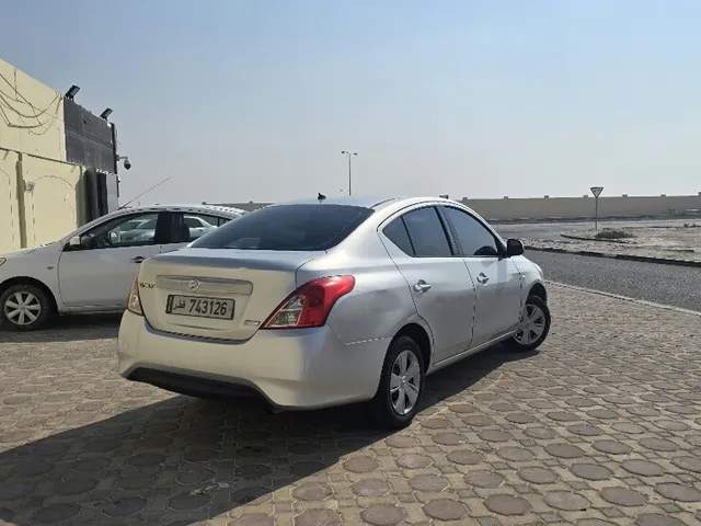 صورة 2015 نيسان صني