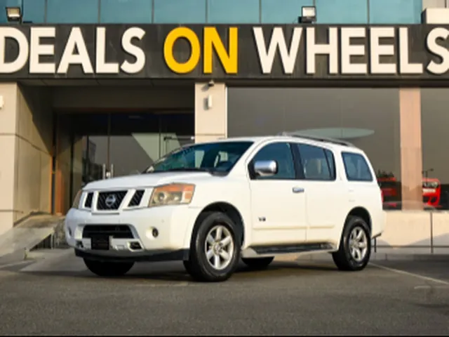 Photo of 2012 Nissan Armada SE