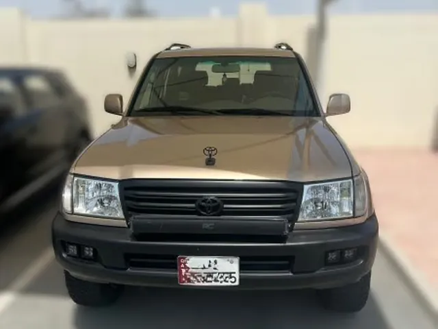 صورة 2004 تويوتا لاند كروزر GX