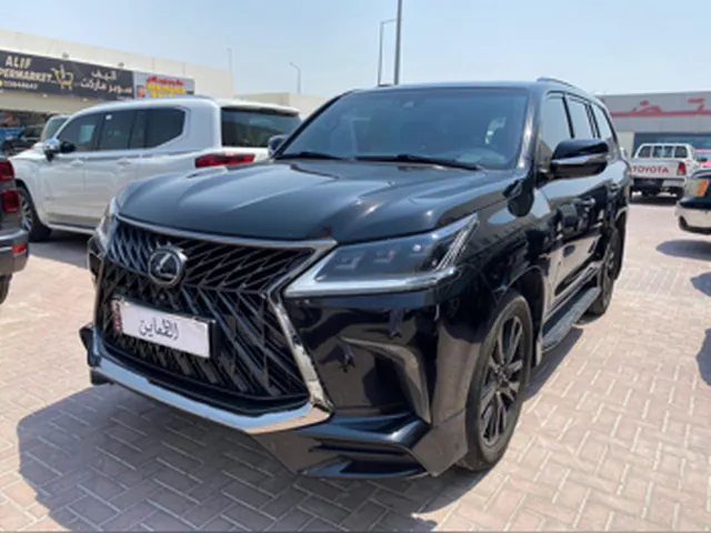 صورة 2018 لكزس LX 570 بلاك ايديشن