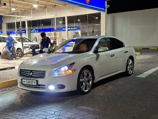 Photo of 2013 Nissan Maxima SR