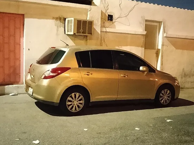 Photo of 2009 Nissan Tiida