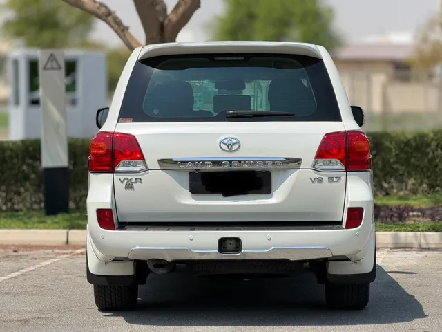 Photo of 2015 Toyota Land Cruiser VXR