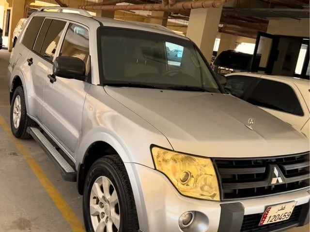 Photo of 2009 Mitsubishi Pajero 3