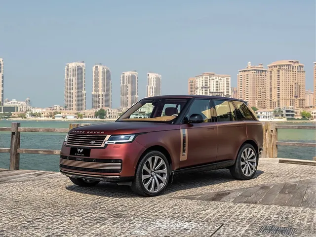 Photo of 2023 Range Rover Range Rover SV