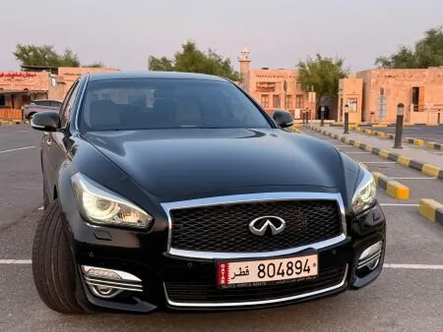 صورة 2016 إنفينيتي Q70