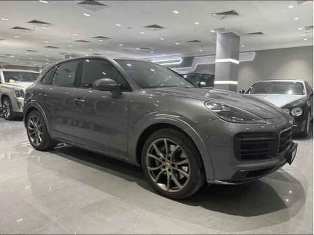Photo of 2019 Porsche Cayenne S