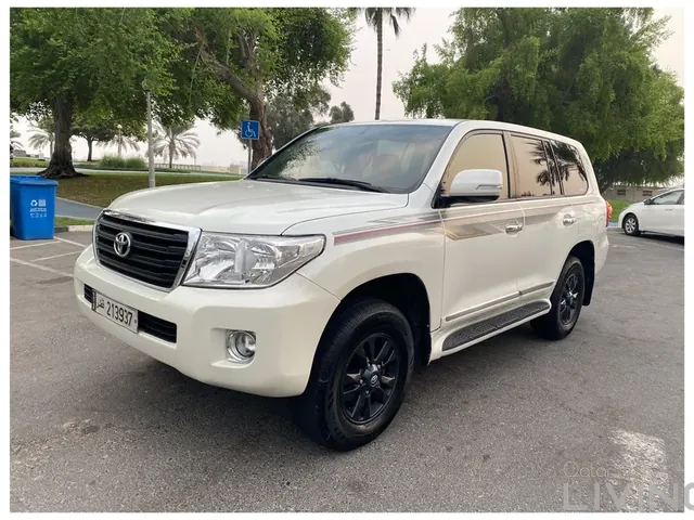 Photo of 2012 Toyota Land Cruiser G