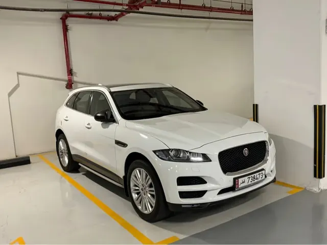 Photo of 2017 Jaguar F-Pace