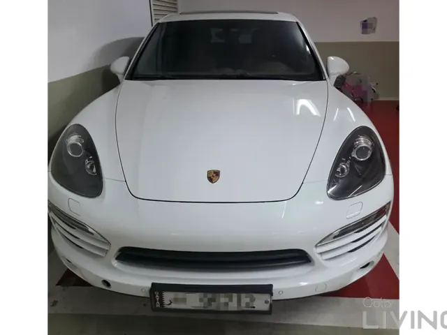 Photo of 2013 Porsche Cayenne S
