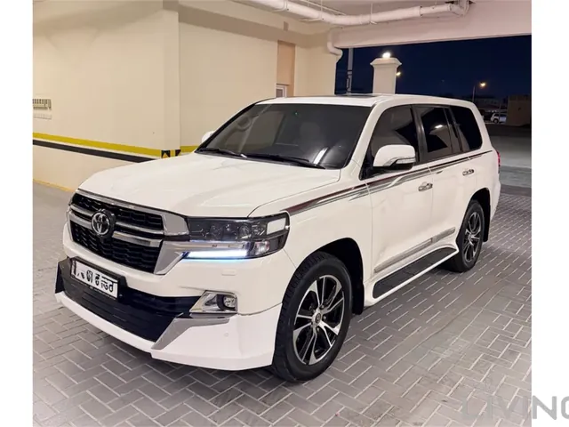 Photo of 2019 Toyota Land Cruiser GXR