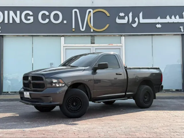 صورة 2022 دودج رام 1500