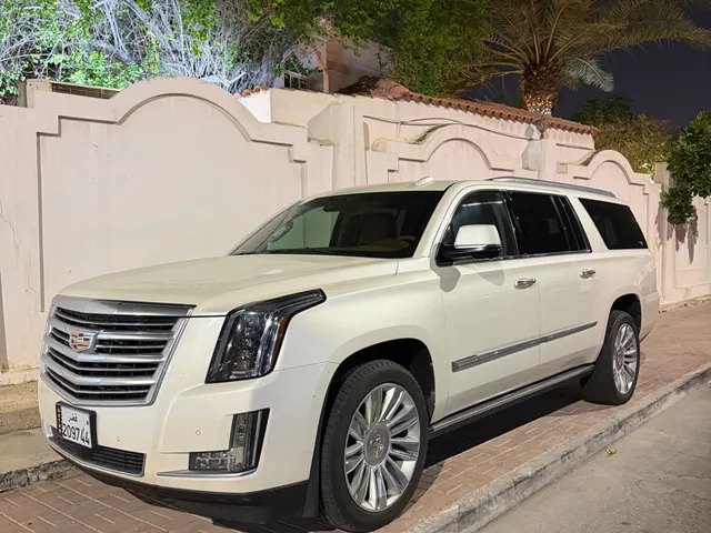 Photo of 2015 Cadillac Escalade Platinum