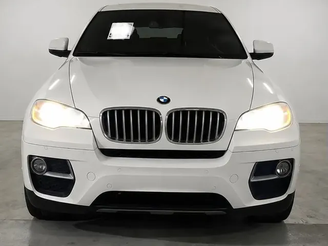 صورة 2013 بي إم دبليو X6 M50i