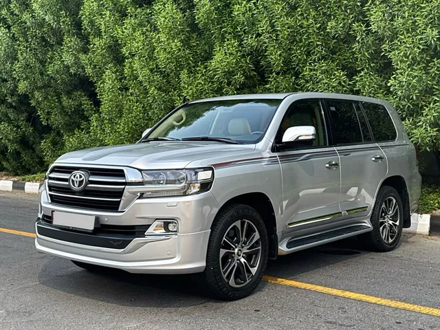 Photo of 2020 Toyota Land Cruiser GXR