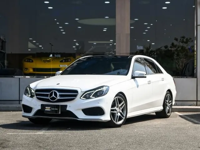 Photo of 2015 Mercedes-Benz E 300