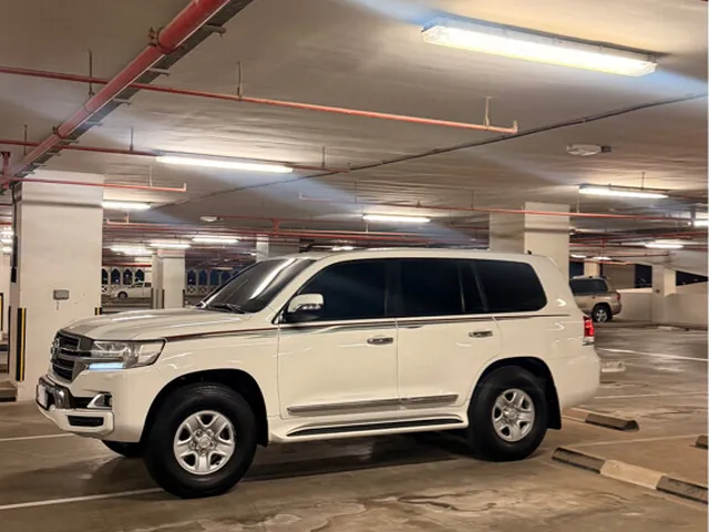 Photo of 2019 Toyota Land Cruiser GXR
