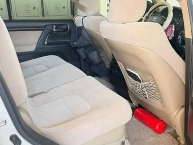 Photo of 2011 Toyota Land Cruiser GX