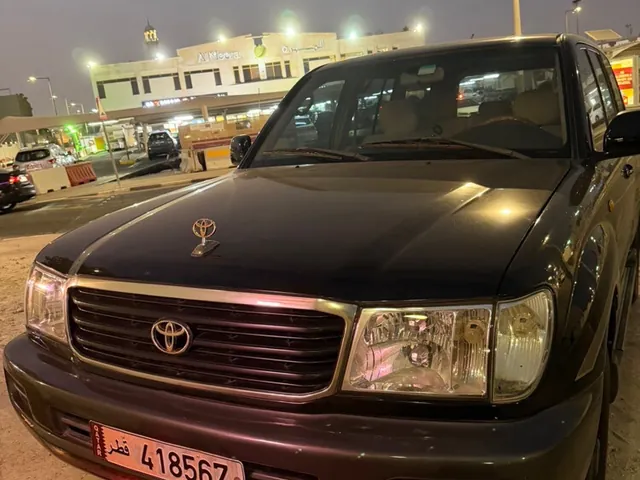 Photo of 2002 Toyota Land Cruiser GXR