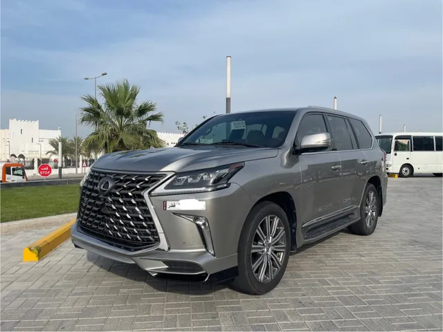 صورة 2016 لكزس LX 570 S