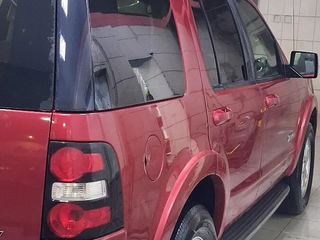 Photo of 2008 Ford Explorer Sport