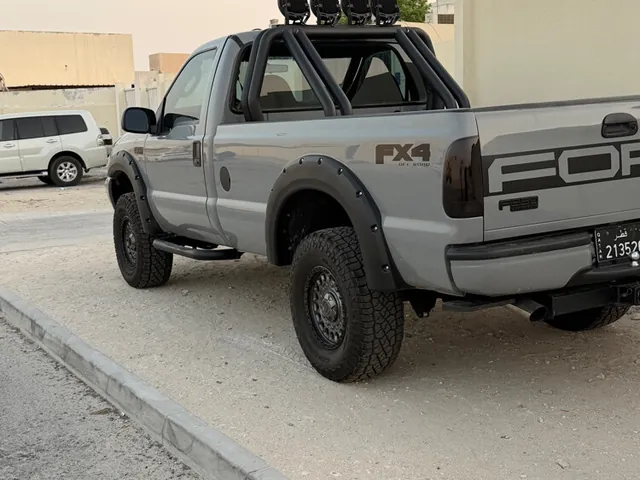 صورة 2003 فورد F-250 سوبر ديوتي