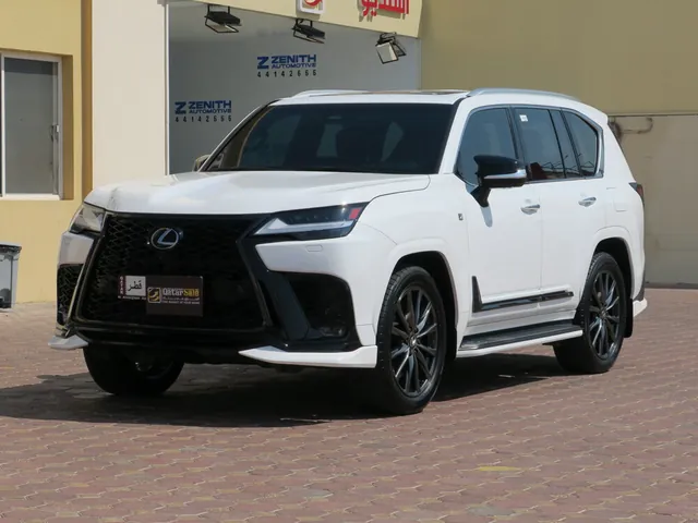 صورة 2026 لكزس LX 600 اف سبورت