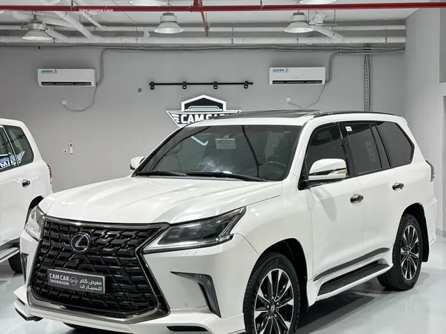 Photo of 2017 Lexus LX 570 Black Edition