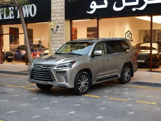 Photo of 2016 Lexus LX 570 S