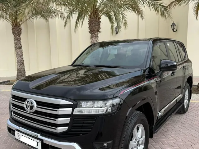 Photo of 2026 Toyota Land Cruiser GXR