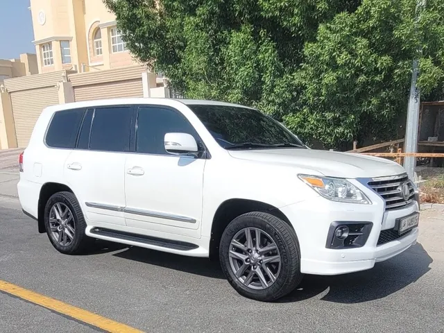 Photo of 2014 Lexus LX 570 S