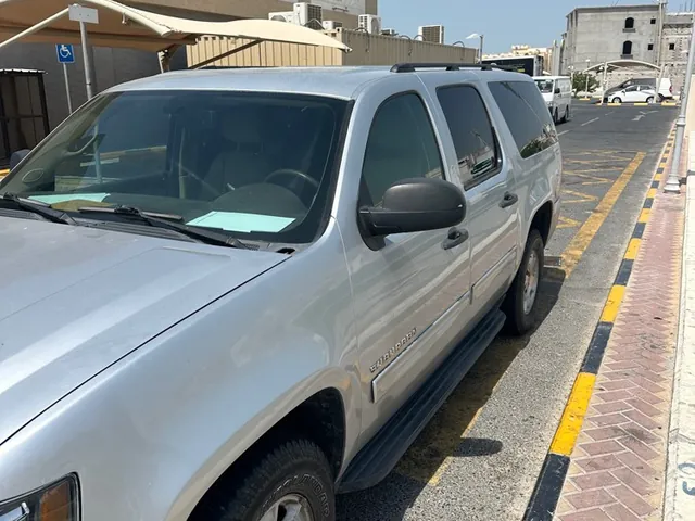 Photo of 2013 Chevrolet Suburban LS