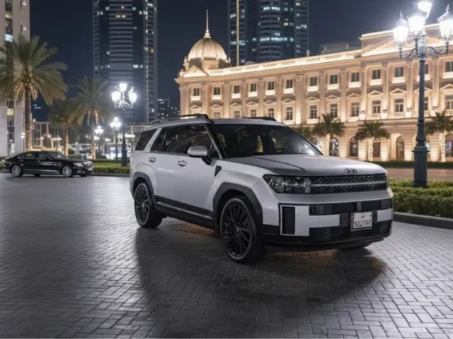 Photo of 2024 Hyundai Santa Fe