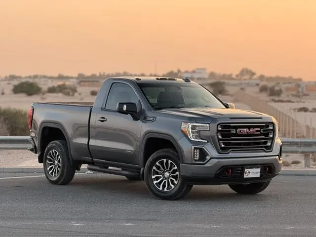 صورة 2019 جي إم سي سييرا 1500 AT4