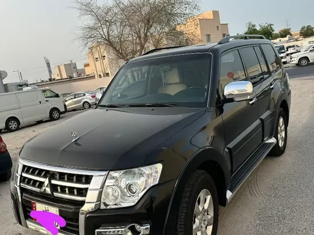 صورة 2015 ميتسوبيشي باجيرو GLS