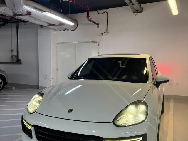 Photo of 2016 Porsche Cayenne GTS