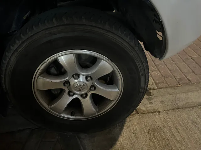 Photo of 2009 Toyota Land Cruiser Prado VX