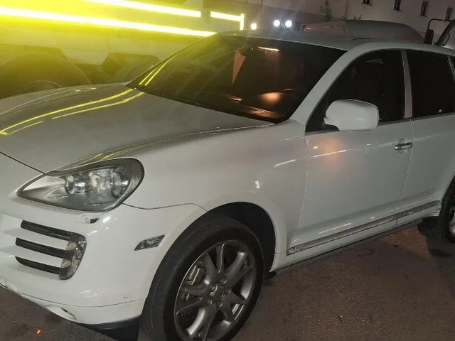 Photo of 2008 Porsche Cayenne S