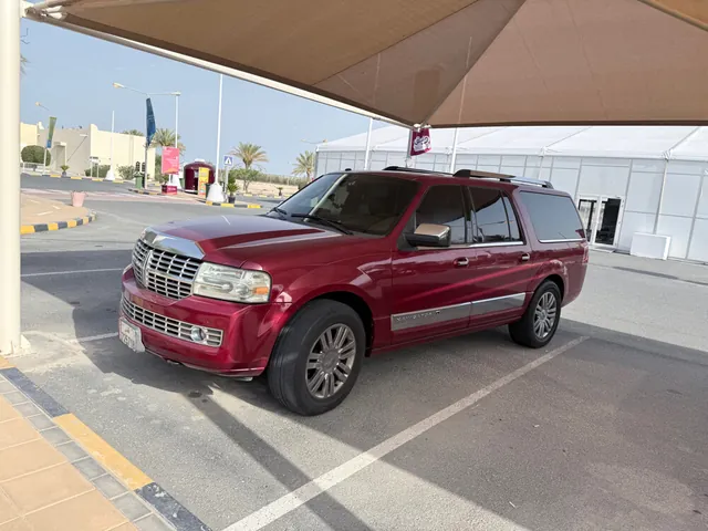 Photo of 2009 Lincoln Navigator L