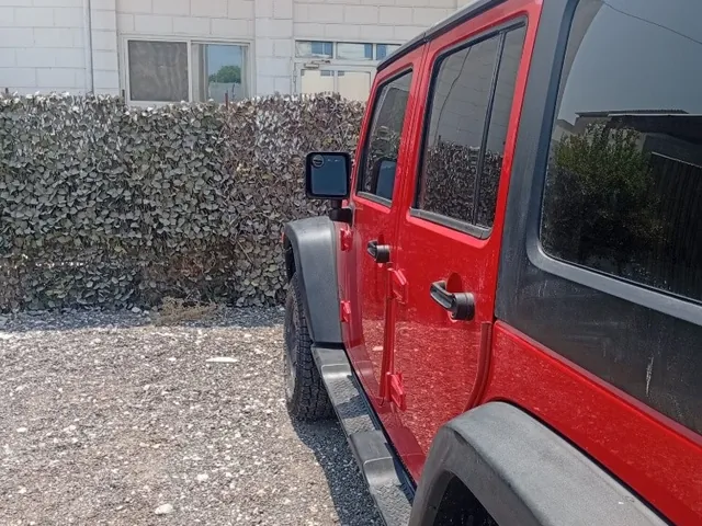 صورة 2016 جيب رانجلر سبورت
